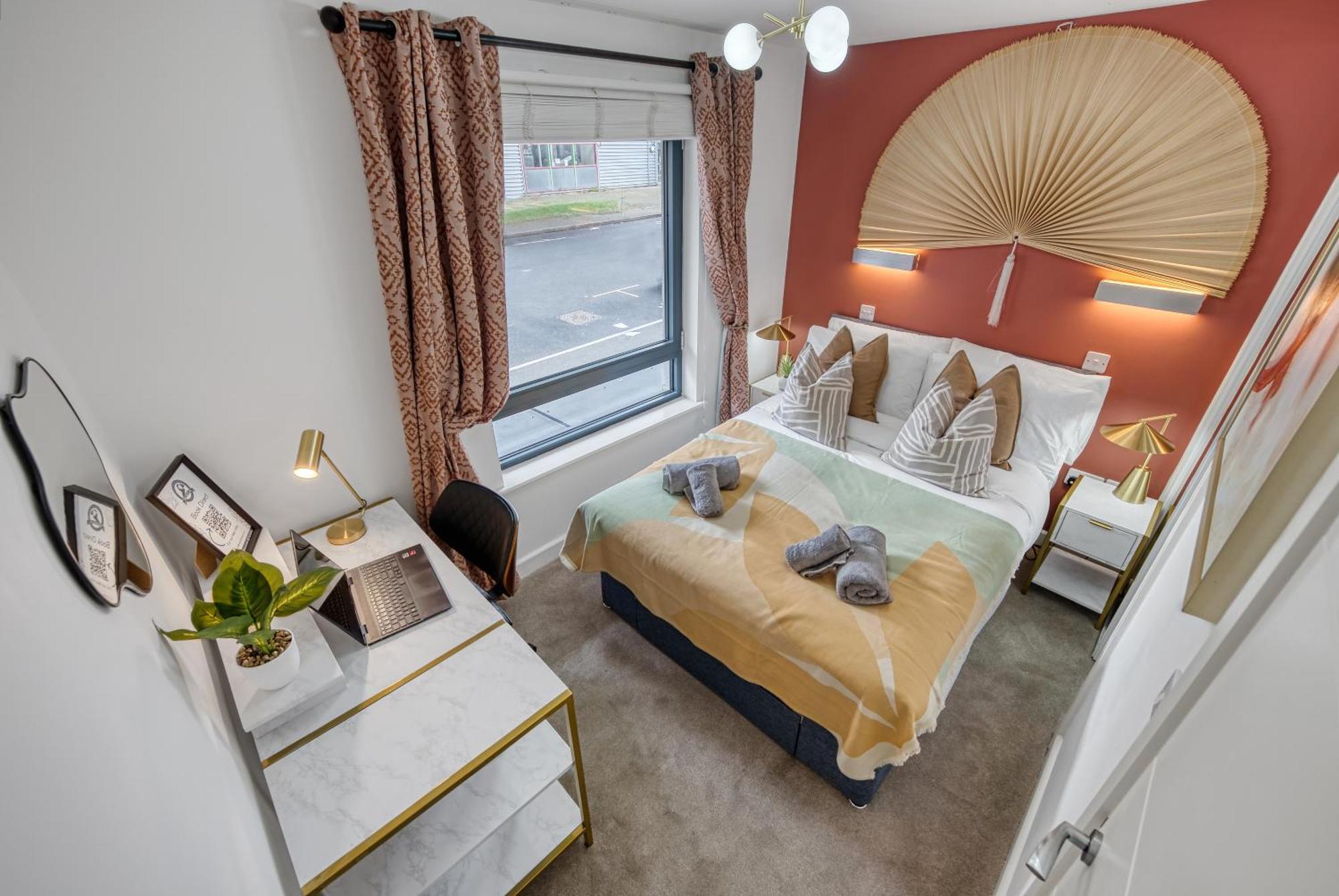 1 Bedroom Ocean Village Luxurious, Stylish & Cosy Apartment, Central Location In Southampton, Sleeps 4 - Summer Special Offer! - By Blue Puffin Stays Buitenkant foto